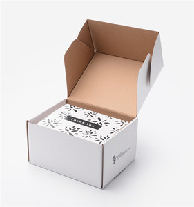 Card Packaging Card Packaging Box Custom Recycled Fancy Printing White Thank You Card Corrugated Packaging Mailing Boxes