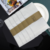 Serviettes de cocktail carrées classiques en lin doux à ourlet festonné 15 cm, multicolores, personnalisables, vente en gros, pour mariage et fête, en tissu simple et lavable