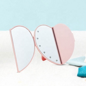 Llegada de un nuevo portátil compacto oír forma de iluminación de 8 luces Led maquillaje espejo de Led - Product Image 1