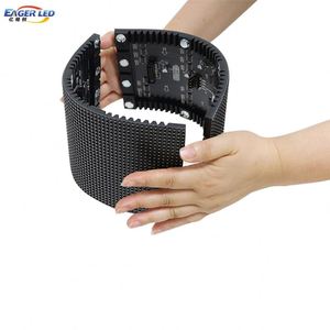 Venta al por mayor más nuevo diseño led pantalla de vídeo paneles interiores led pantalla flexible módulos led - Product Image 1