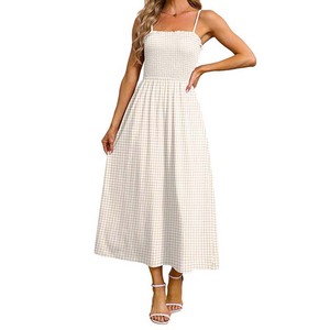 Robe longue décontractée bohème pour femme, à bretelles spaghetti, smockée avec poches, collection été-printemps 2026, épaules dénudées, idéale pour la plage - Product Image 4