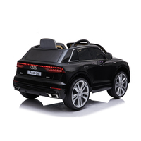 Voiture électrique Q8 sous licence, alimentée par batterie, pour enfants de 2 à 4 ans, télécommandée, unisexe, jouet en plastique élégant
