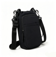 Sac bandoulière léger et minimaliste pour femme, en tissu doux, multi-poches, décontracté, pour le quotidien et les voyages, sac à bouteille d'eau pour femme