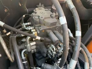 Excavatrice sur pneus hydraulique d'occasion 2023 Doosan 150 DX140 DH150 DX150W-9C 15 tonnes au prix le plus bas - Product Image 4