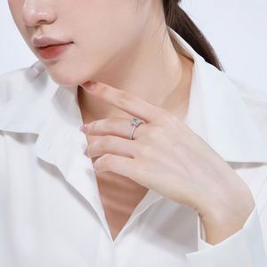 Anillo de Promesa Dylam Top Picked de Plata de Ley 925 Maciza con Baño de Rodio para Mujer, con Diamante Rosa Claro de Corte Radiante y Zirconia 8A - Product Image 3
