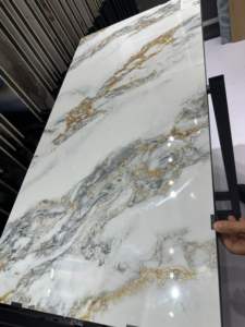 Gran oferta de baldosas de porcelana de mármol, línea dorada blanca, Carrara, lujo, alto brillo para uso Interior de suelo, Mural dorado - Product Image 2
