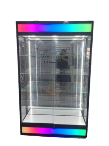 Vetrine Espositive in Vetro Temperato con Illuminazione LED Personalizzata per Negozi - Product Image 2