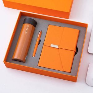 Ensemble de luxe A5 en gros : agenda, bouteille, carnet en cuir PU personnalisable, stylo thermique à couverture rigide et clé USB pour promotion professionnelle - Product Image 3