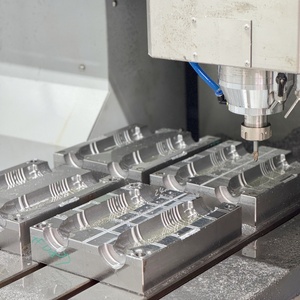 Molde semiautomático de diseño personalizado, molde para botella de PET, molde para máquina de soplado de botellas de <span class=keywords><strong>detergente</strong></span> para jugo de agua - Product Image 5