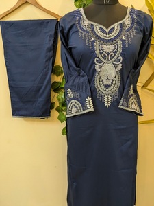 Ensemble Kurta et pantalon en coton premium importé, cousu, vêtements ethniques de créateur, tenue indienne traditionnelle confortable, pour festivals et fêtes - Product Image 3