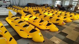 0.9mm 1.2mm PVC thuyền chuối Inflatable trò chơi dưới nước cho 4-12 người ngoài trời towable - Product Image 2