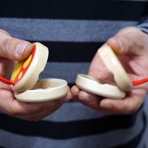 Stock <span class=keywords><strong>Castagnettes</strong></span> pour enfants Planche de <span class=keywords><strong>danse</strong></span> en bois Orff Basson Percussion Instrument de musique jouet pour développer le sens du rythme des bébés - Product Image 6