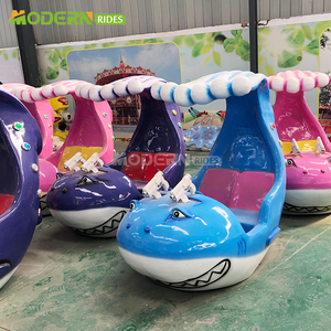 Manège à bascule moderne et économique, thème océan, style Luna Park, pour enfants, modèle Avion de contrôle océanique, pour 24 passagers, en vente - Product Image 4