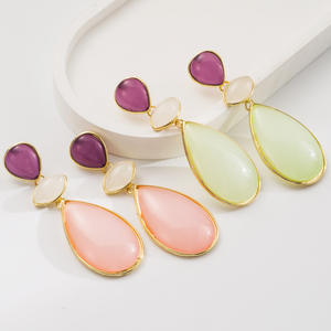 أقراط طويلة جديدة من الراتنج الهندسي للنساء قلادة صدفة شبكية للأحلام أقراط عالية الجودة - Product Image 2