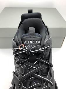 Chaussures de créateur de haute qualité 2025, série de chaussures épaisses luxueuses, chaussures de course confortables et tendance pour femmes et hommes, baskets d'usine - Product Image 6