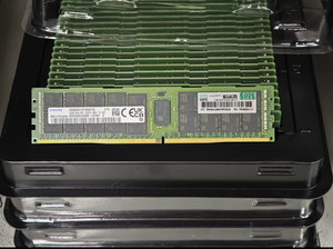 M321R4GA0BB0-CWM Samsung 32GB 1Rx4 PC5-44800 5600MT/s 288-Pin สำหรับ Dell HPE Server 1.1V DDR5 ECC RDIMM หน่วยความจำเซิร์ฟเวอร์ RAM DDR5 - Product Image 2