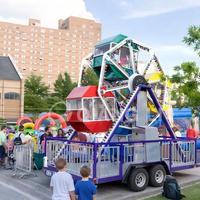 Atracciones de Parque de Diversiones: La Nueva Mini Rueda de la Fortuna con Color Personalizado, Música y Movimiento, Ideal para Fiestas Infantiles al Aire Libre