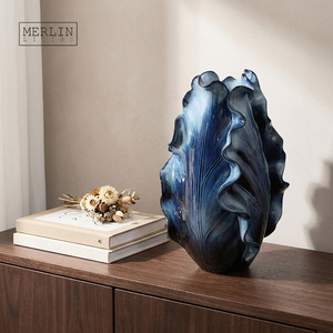 แจกันเซรามิกทำมือรูปใบไม้ลายเส้นเมอริเดียนของเมอร์ลิน สำหรับตกแต่งบ้าน แจกันสีขาว โรงงานเซรามิกเฉาโจว รับผลิตแบบ OEM/ODM - Product Image 1