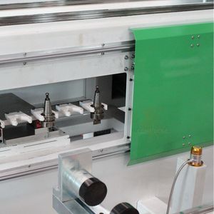 Machine de fabrication de fenêtres et de portes, perceuse à charnières monotête 3000 mm pour <span class=keywords><strong>profil</strong></span>és aluminium avec changement d'outil automatique, code G - Product Image 5