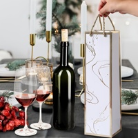 Sacs cadeaux en papier couché avec poignée, imprimés à la feuille d'or, nouveau design, personnalisés, pour emballage de vin, vente en gros d'usine