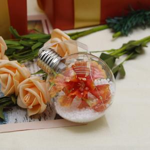 Hermosas Flores y Cuentas de Espuma Decoradas con Bolas de Cristal Transparente LED para Adornos Navideños - Product Image 4