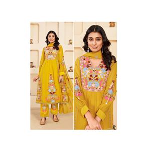Heavy Faux Georgette Kurtis Pent Dupatta con bordado adecuado para ropa informal diaria de India Export - Product Image 1