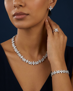Colección de Joyería Bride Talk Impresionante de 4 Piezas con Diseño Floral de Trébol y Circonita Cúbica, Accesorios para Novias Africanas de Dubái, para Bodas, Compromisos y Fiestas - Product Image 2