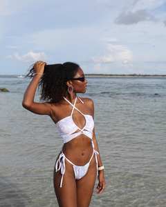 2024 nuovo Bikini alla moda Sexy costume da bagno senza schienale e costumi da bagno da bagno produttore OEM servizio <span class=keywords><strong>linea</strong></span> Bikini personalizzata - Product Image 3