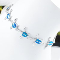 Bracelet Hawaïen en Argent Sterling 925 de la Collection Océan, Incrusté d'Opale, Motif Vie Marine, Fleur de Plumeria Bleue et Tortue
