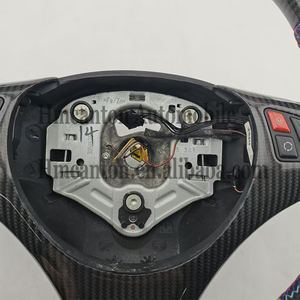 Volant sport en cuir perforé et fibre de carbone, design le plus récent, pour BMW E90 E91 E92 E93 Série 3 - Product Image 2