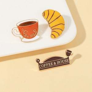 Conjunto de Pins Esmaltados de Café e Croissant, Emblema de Letra de Cafeteria, Broche de Xícara de Café para Decoração de Mochila, Jaqueta e Lapela - Product Image 6