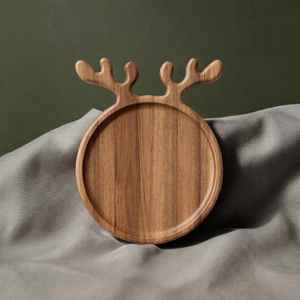 Assiette de service en bois en forme de cerf, design moderne, rectangulaire, polie, durable et écologique - Product Image 1