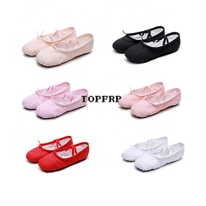 รองเท้าผ้าใบสีขาวขายดีสำหรับยิมนาสติกและเต้นบัลเลต์ - Product Image 4