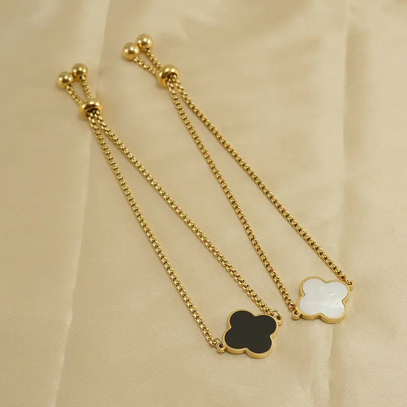 Bracciale con quadrifoglio in oro 18 carati con perline a conchiglia semplice bracciale con trifoglio in acciaio inossidabile bracciale regolabile con quadrifoglio