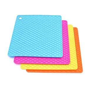 Wholesale Premium Silicone Dish Drying Mat OEM ODM 17.3*17.3cm Draining Mat For Kitchen Counter Customized Silicone Drying Mat