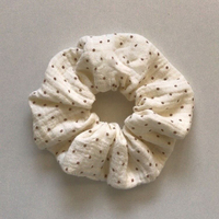 Chouchous pour cheveux style preppy, motifs variés disponibles : floral, nuage, ours, fraise, accessoires capillaires doux et élastiques