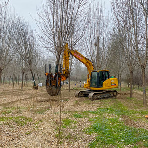 Shandong <b>Tree</b> Spade Skid Steer Excavator <b>Tree</b> Transplanter Machine Gear Core 6 Ton 800kg <b>Weight</b> 1 Year Yellow - Product Image 1