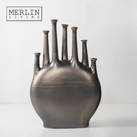 Merlin Living : Vase en Céramique Glacée Métallisée, Décoration de Table et Ornement pour Accessoires de Décoration Intérieure