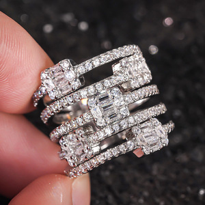 Bague demi-pavée multicouche pour femme, bijou de doigt élégant et tendance - Product Image 2