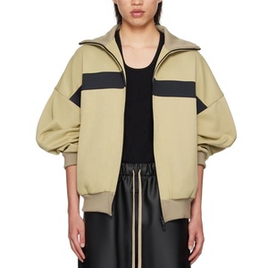 เสื้อแจ็คเก็ตผู้ชายดีไซน์เนอร์สุดหรูสำหรับขี่มอเตอร์ไซค์ แบบซิปสองทาง แจ็คเก็ตบอมเบอร์ลำลองสไตล์วาร์ซิตี้ สีเบจลายทาง สำหรับผู้ชาย - Product Image 1