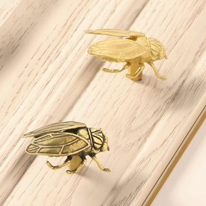 Poignées de meuble en laiton massif motif cigale, poignées de <span class=keywords><strong>porte</strong></span> de chambre, crochets décoratifs muraux pour salon et bureau, leviers silhouettes d'insectes - Product Image 2