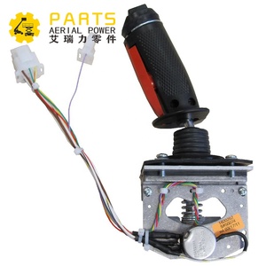 Lenksteuerungs-<span class=keywords><strong>Joystick</strong></span>-Steuerung für JLG 1532 E3 1932 E3 1532 E2 2032 E2 <span class=keywords><strong>Joystick</strong></span>-Steuerung für Aufzüge Teilen ummer 1600282 - Product Image 3