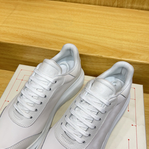 Nuevos zapatos deportivos de moda para hombre y mujer a bajo precio, en color blanco con cordones, punta redonda, ideales para actividades casuales al aire libre. - Product Image 6