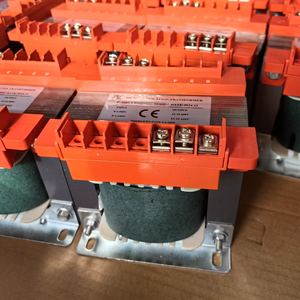 <span class=keywords><strong>Transformateur</strong></span> de puissance 24vto 100v 110v à 220v 3000w <span class=keywords><strong>12v</strong></span> 15a 180w - Product Image 2