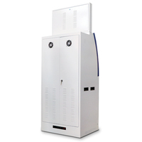 Machine bancaire automatique pour le dépôt d'espèces, les chèques et les billets, borne bancaire automatique, lecteur de carte bancaire