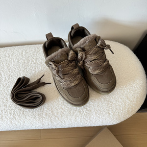 Stivali da neve invernali in vera <span class=keywords><strong>lana</strong></span> con lacci MEL Design 2026 - Articoli caldi e antiscivolo in pelle di pecora, all'ingrosso - Product Image 2