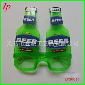Verres en forme de bouteille de bière, accessoires de fête en plastique LPS0017 - Product Image 2