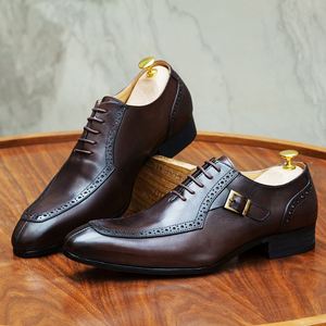 Chaussures habillées Oxford décontractées rétro pour hommes avec semelle en cuir, bout rond et empeigne en cuir lavé en peau de cheval - Product Image 1