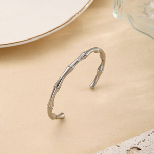 Bracelet en acier inoxydable anti-ternissement avec chiffres romains, style minimaliste coréen, pour femmes et hommes - Product Image 3