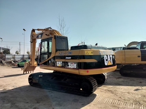 Excavatrice sur chenilles Caterpillar 320BL d'occasion pour la construction, prête à l'emploi immédiat. - Product Image 3
